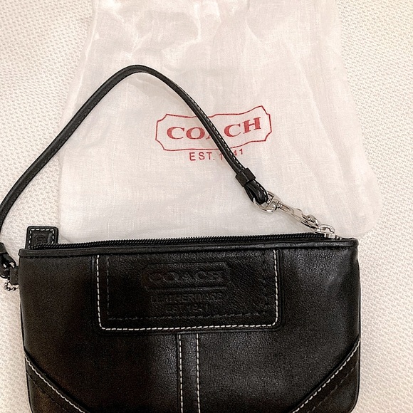Coach Handbags - Coach Black Leather Wristlet